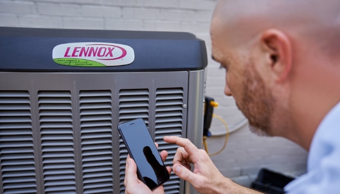 Technianc With Lennox Unit Technianc With Lennox Unit